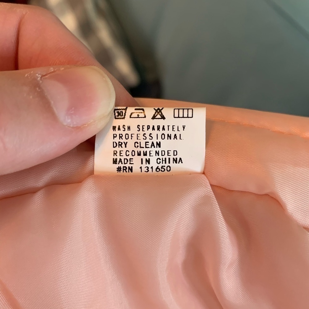 36 Point 5 Bubblegum Pink Satin Puffer Coat - Picture 9 of 9